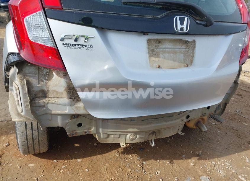 Photo 6 of 2015 Honda Fit LX (VIN 3HGGK5H51FM729704)