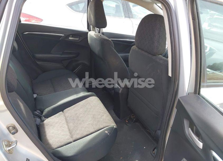 Photo 8 of 2015 Honda Fit LX (VIN 3HGGK5H51FM729704)