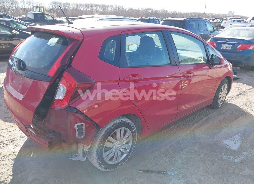 Photo 4 of 2015 Honda Fit LX (VIN 3HGGK5H51FM744509)