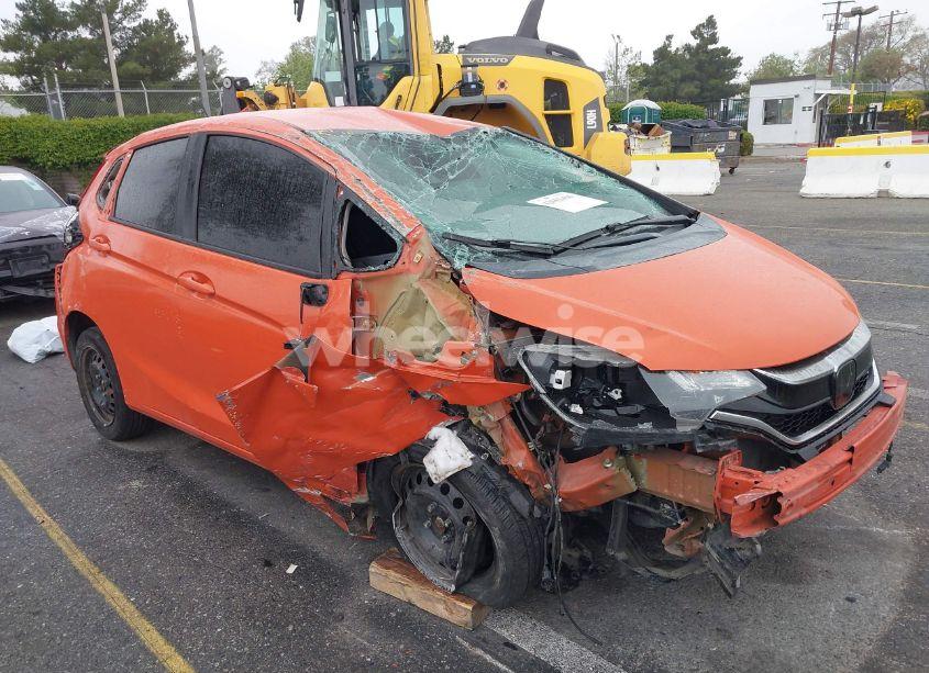 2018 Honda Fit LX (VIN 3HGGK5H51JM715164) main photo