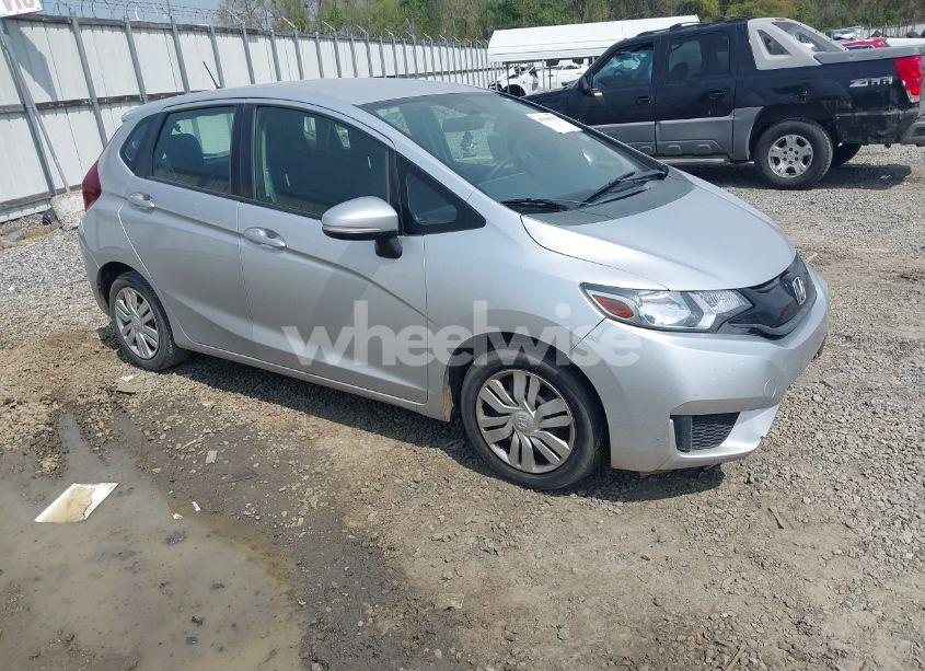 2015 Honda Fit LX (VIN 3HGGK5H52FM716721) main photo
