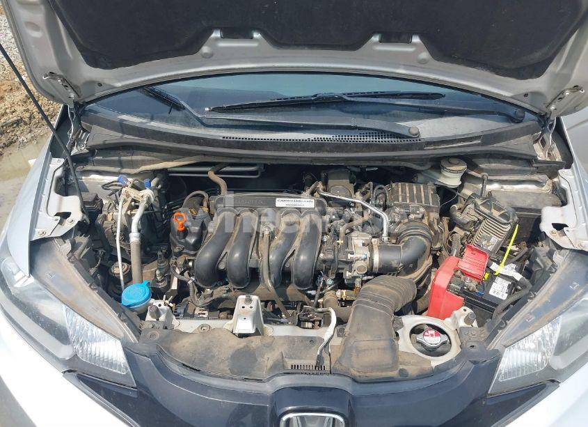 Photo 10 of 2015 Honda Fit LX (VIN 3HGGK5H52FM716721)