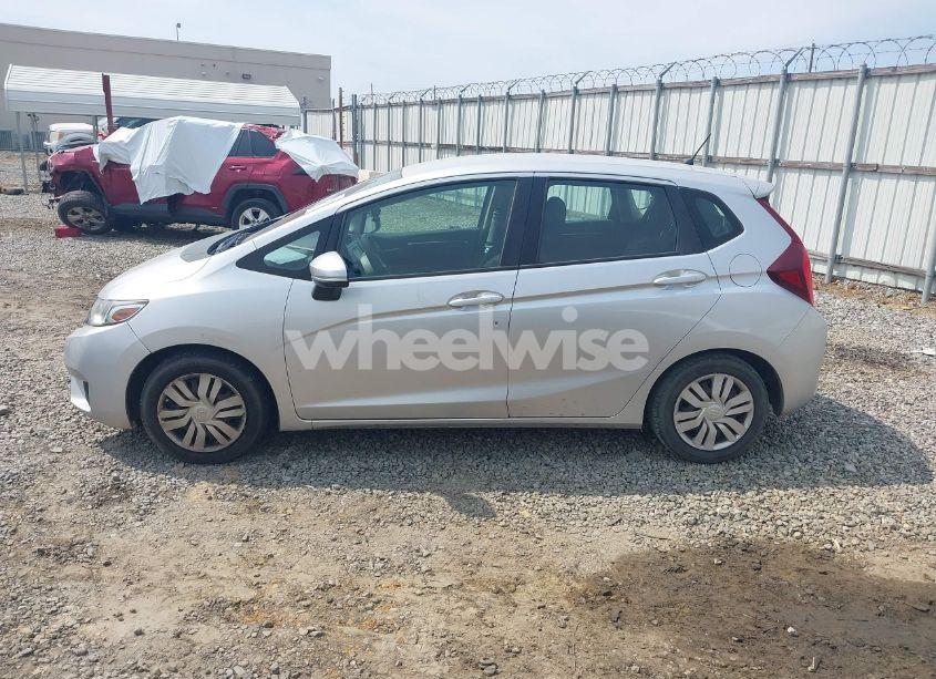 Photo 14 of 2015 Honda Fit LX (VIN 3HGGK5H52FM716721)