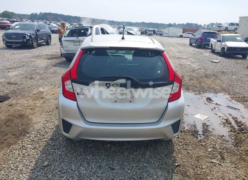 Photo 16 of 2015 Honda Fit LX (VIN 3HGGK5H52FM716721)