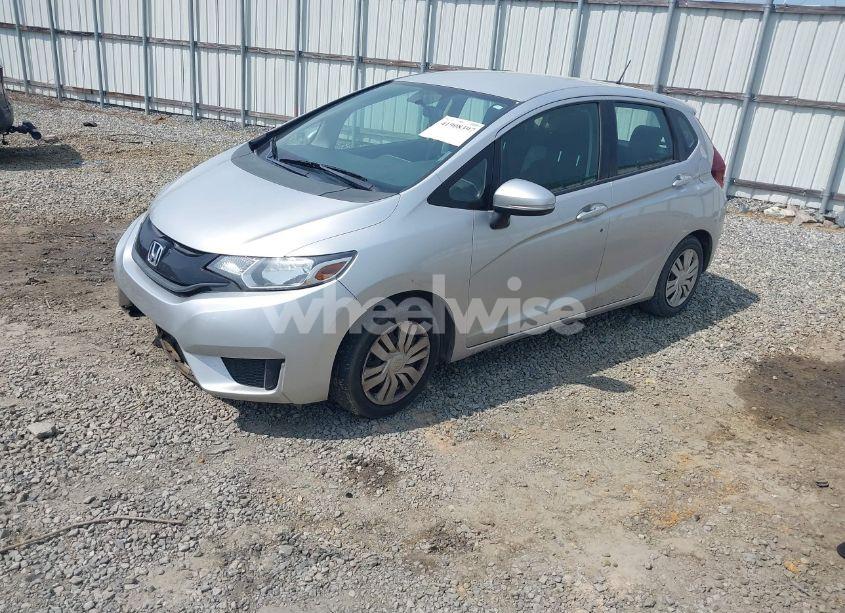 Photo 2 of 2015 Honda Fit LX (VIN 3HGGK5H52FM716721)