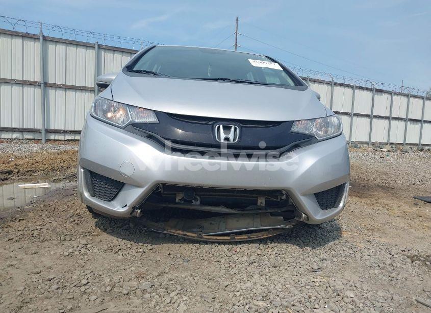 Photo 6 of 2015 Honda Fit LX (VIN 3HGGK5H52FM716721)