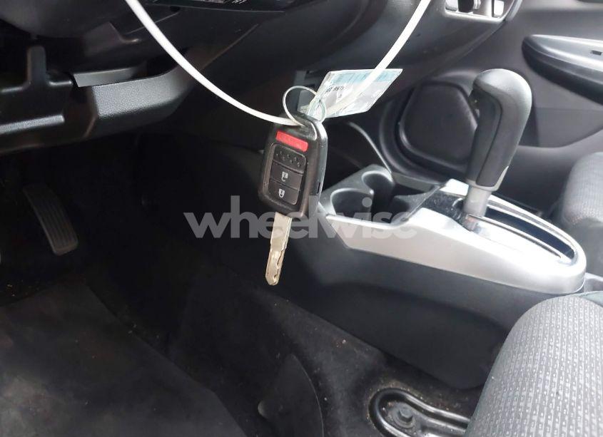 Photo 11 of 2017 Honda Fit LX (VIN 3HGGK5H52HM709030)