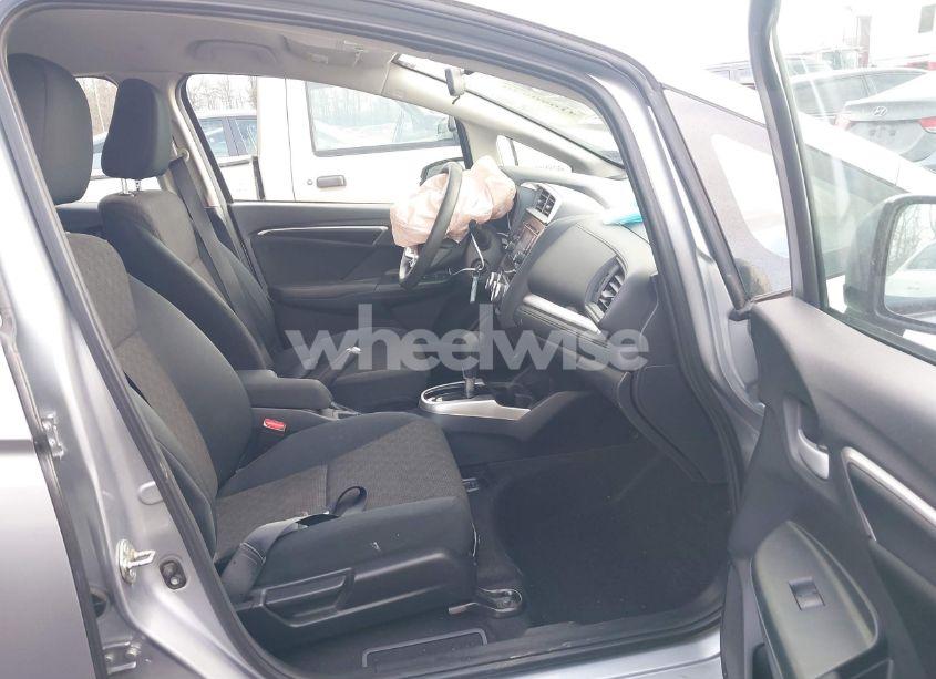 Photo 5 of 2017 Honda Fit LX (VIN 3HGGK5H52HM709030)