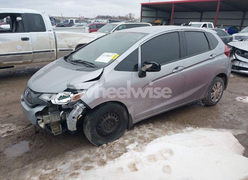 Photo 2 of 2017 Honda Fit LX (VIN 3HGGK5H53HM703611)