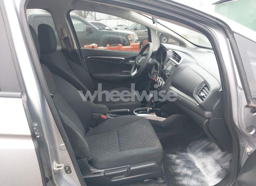 Photo 5 of 2017 Honda Fit LX (VIN 3HGGK5H53HM703611)