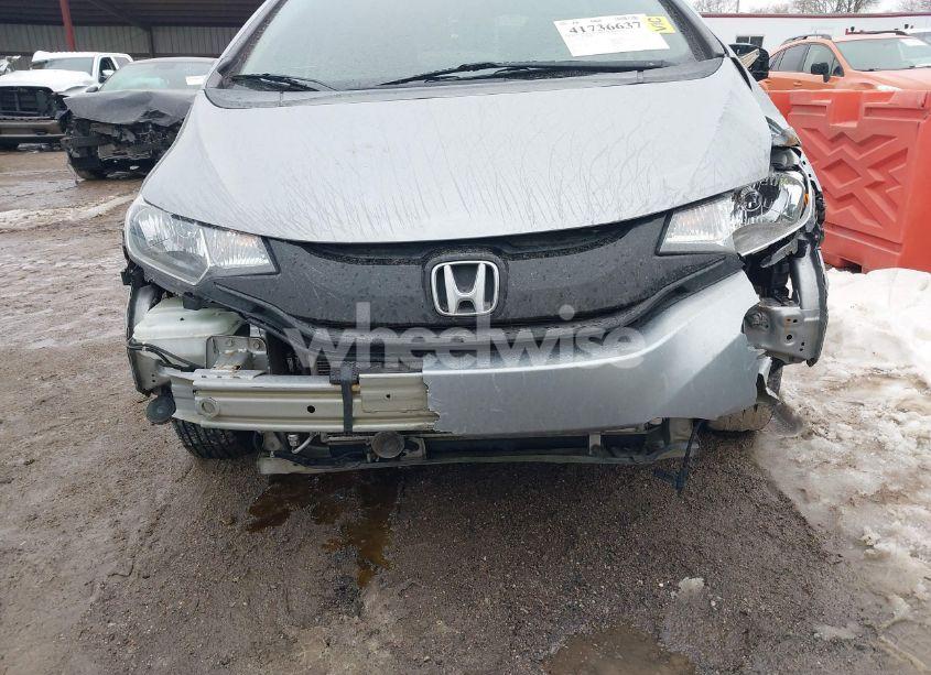 Photo 6 of 2017 Honda Fit LX (VIN 3HGGK5H53HM703611)