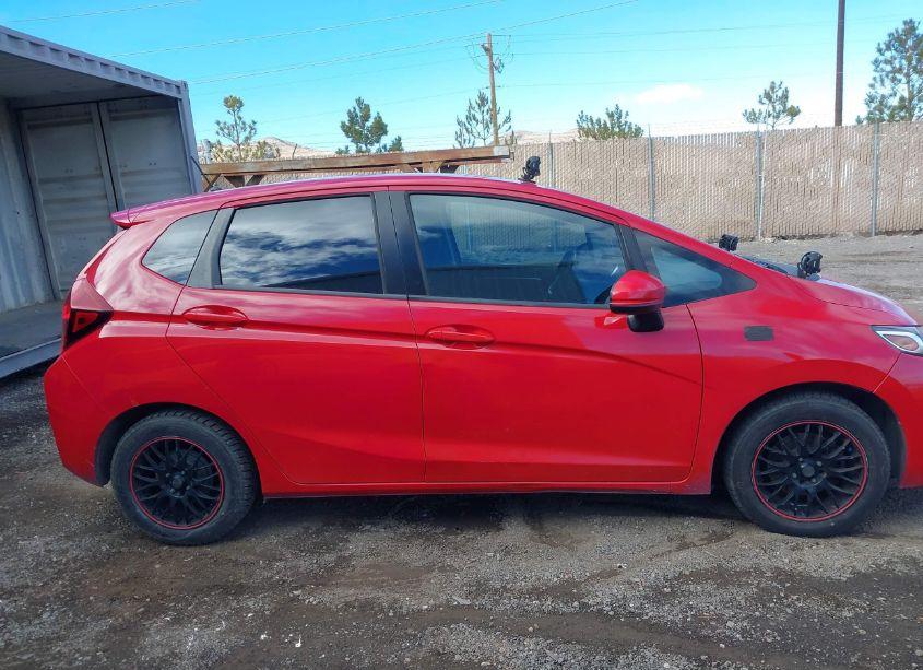 Photo 13 of 2015 Honda Fit LX (VIN 3HGGK5H54FM744388)