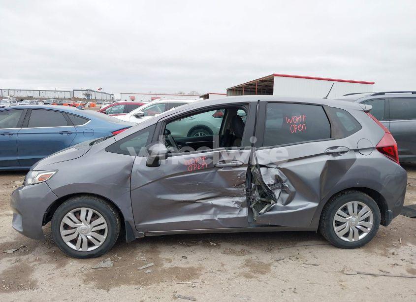 Photo 14 of 2015 Honda Fit LX (VIN 3HGGK5H54FM759134)