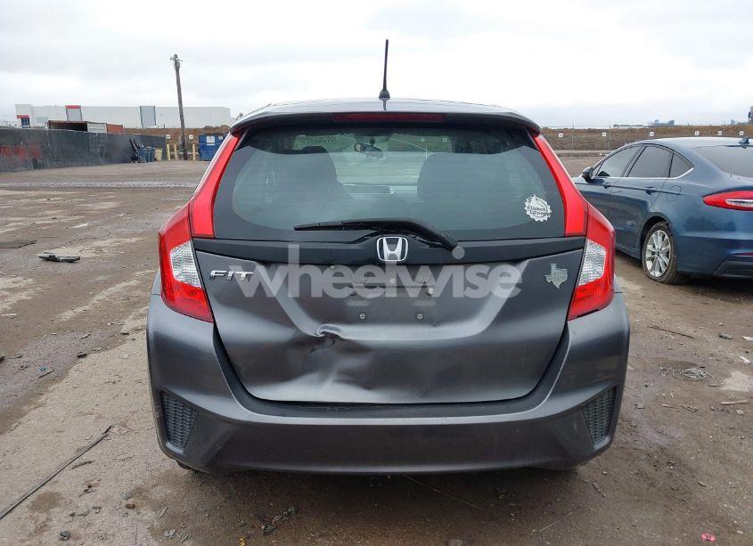 Photo 16 of 2015 Honda Fit LX (VIN 3HGGK5H54FM759134)