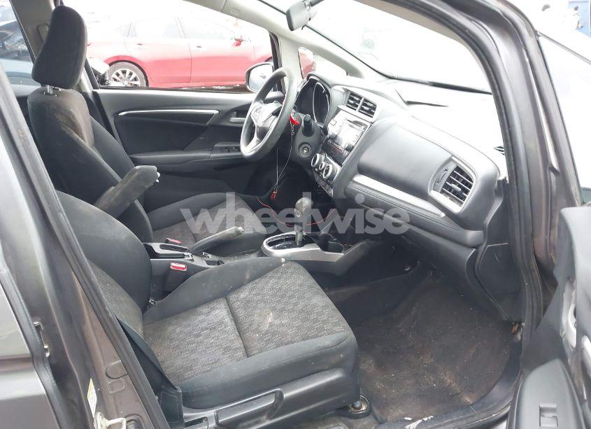 Photo 5 of 2015 Honda Fit LX (VIN 3HGGK5H54FM759134)