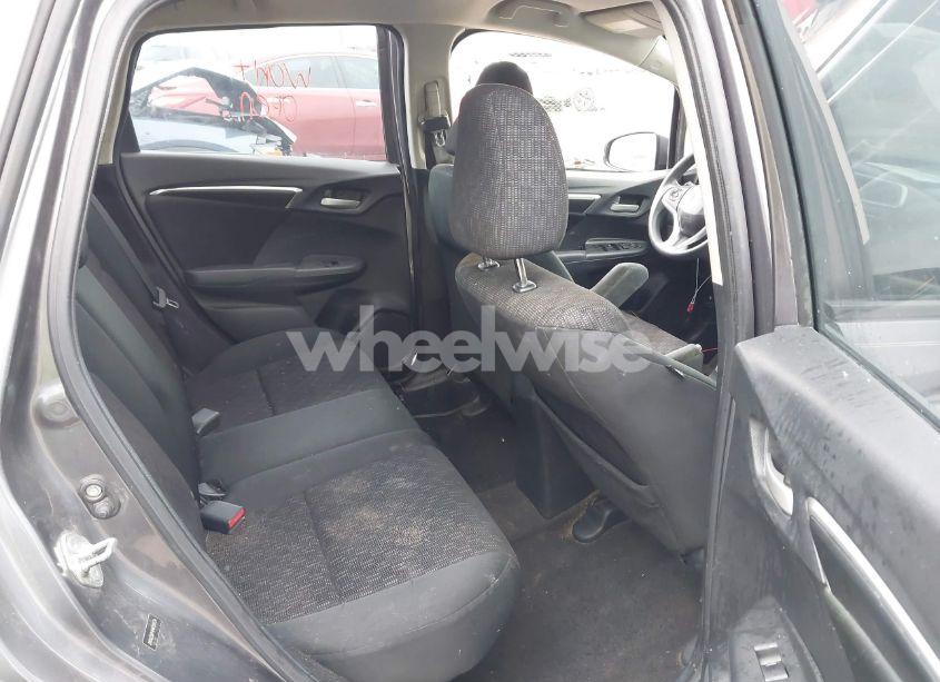 Photo 8 of 2015 Honda Fit LX (VIN 3HGGK5H54FM759134)