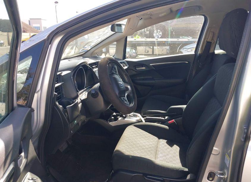 Photo 5 of 2015 Honda Fit LX (VIN 3HGGK5H54FM773972)