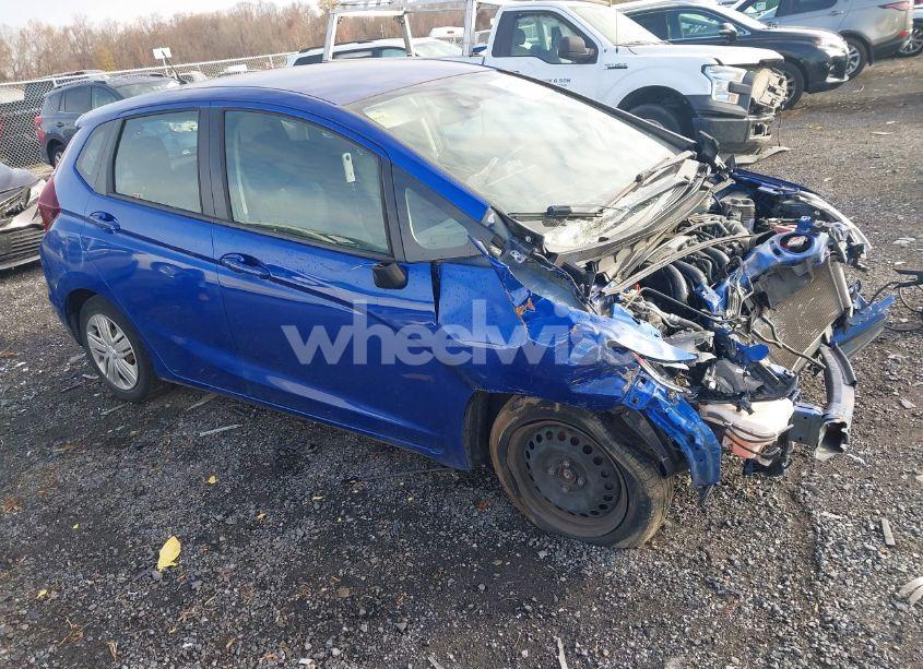 2018 Honda Fit LX (VIN 3HGGK5H54JM704756) main photo