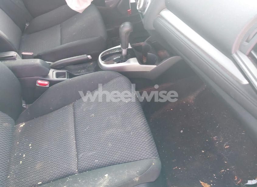 Photo 5 of 2018 Honda Fit LX (VIN 3HGGK5H54JM704756)