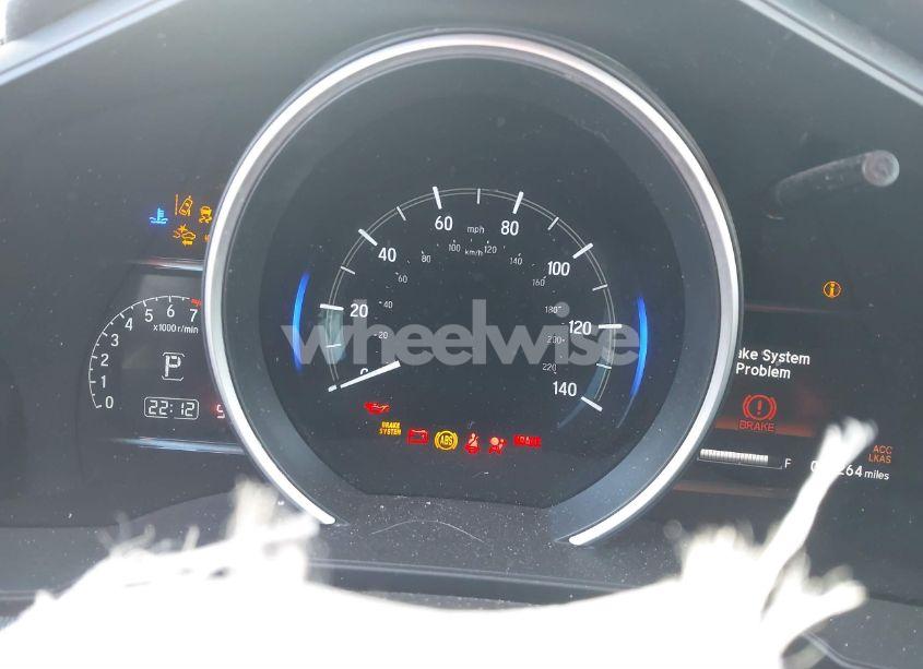 Photo 7 of 2018 Honda Fit LX (VIN 3HGGK5H54JM704756)