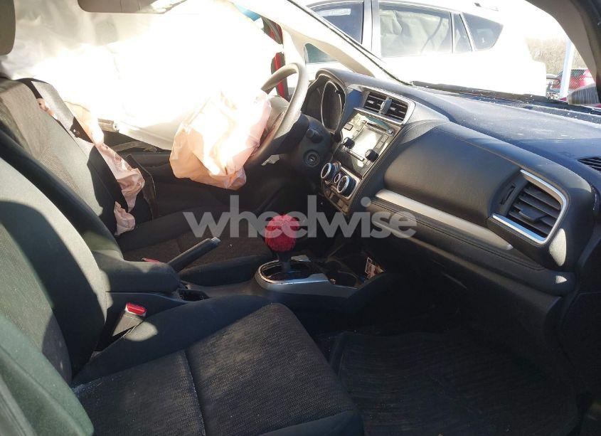 Photo 5 of 2015 Honda Fit LX (VIN 3HGGK5H56FM707181)