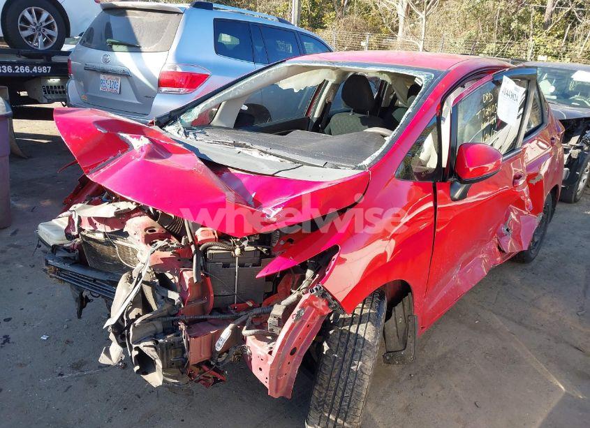 Photo 6 of 2015 Honda Fit LX (VIN 3HGGK5H56FM707181)