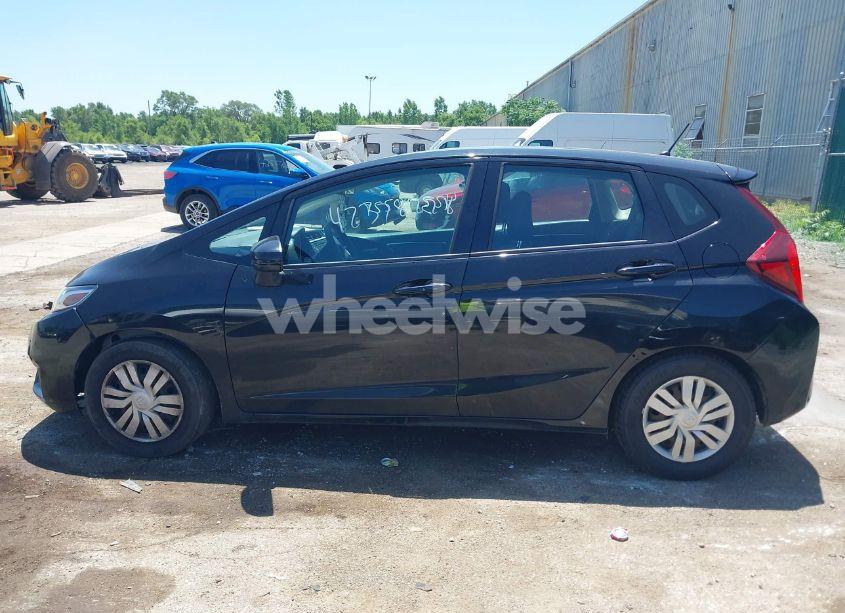 Photo 14 of 2015 Honda Fit LX (VIN 3HGGK5H56FM712266)