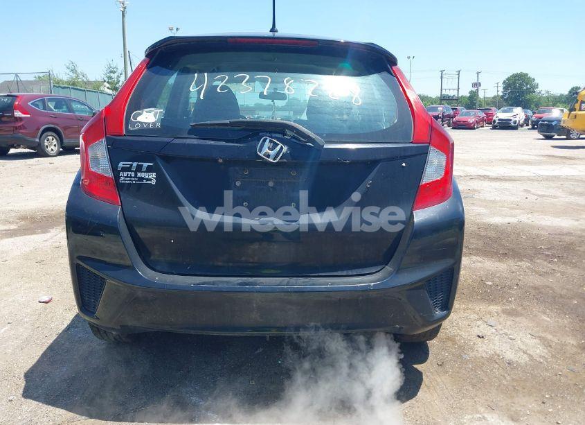 Photo 16 of 2015 Honda Fit LX (VIN 3HGGK5H56FM712266)