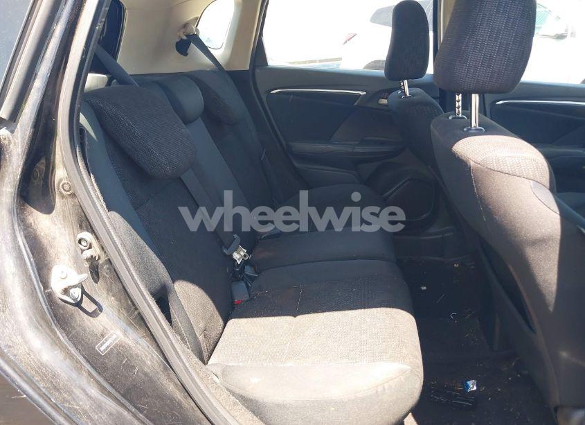 Photo 8 of 2015 Honda Fit LX (VIN 3HGGK5H56FM712266)