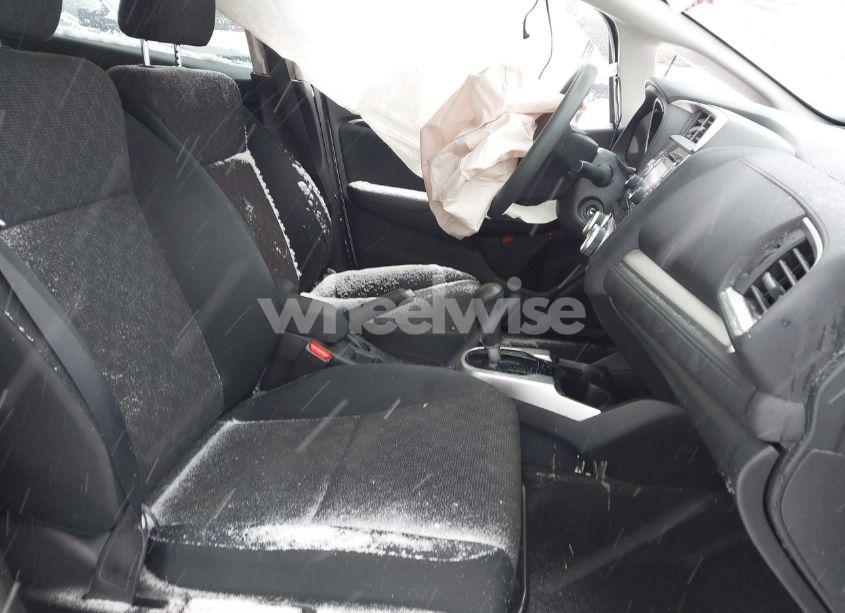 Photo 5 of 2015 Honda Fit LX (VIN 3HGGK5H56FM735434)