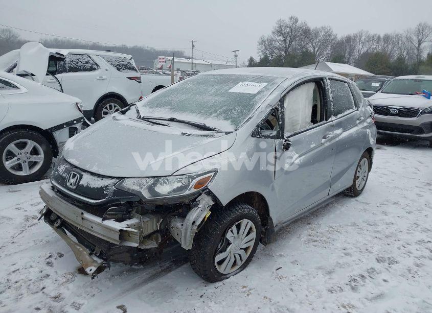 Photo 6 of 2015 Honda Fit LX (VIN 3HGGK5H56FM735434)