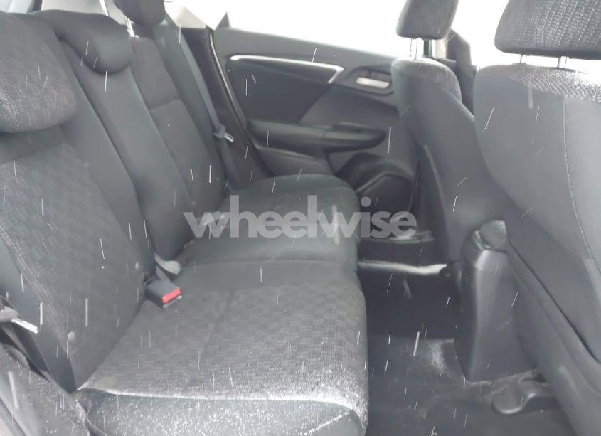 Photo 8 of 2015 Honda Fit LX (VIN 3HGGK5H56FM735434)