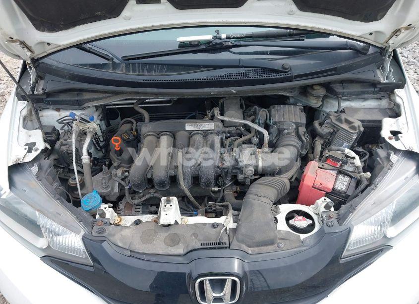 Photo 10 of 2015 Honda Fit LX (VIN 3HGGK5H57FM709473)
