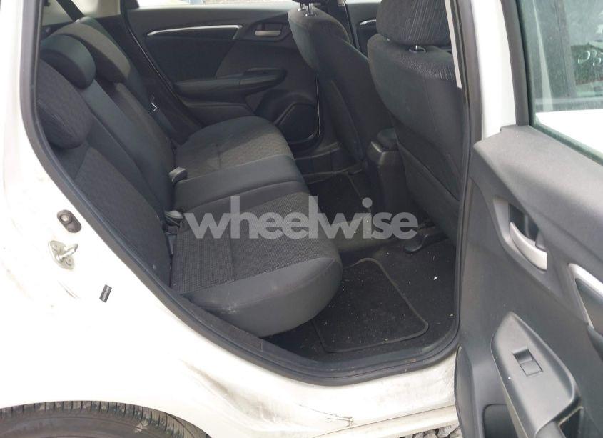 Photo 8 of 2015 Honda Fit LX (VIN 3HGGK5H57FM709473)