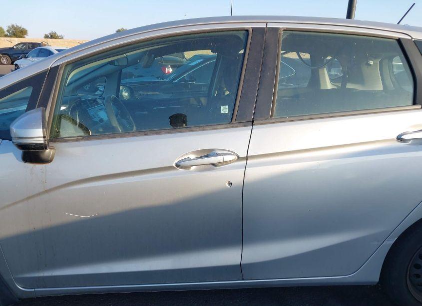 Photo 14 of 2015 Honda Fit LX (VIN 3HGGK5H57FM728993)