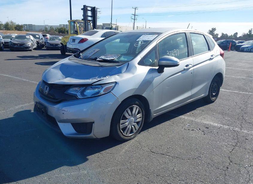 Photo 2 of 2015 Honda Fit LX (VIN 3HGGK5H57FM728993)