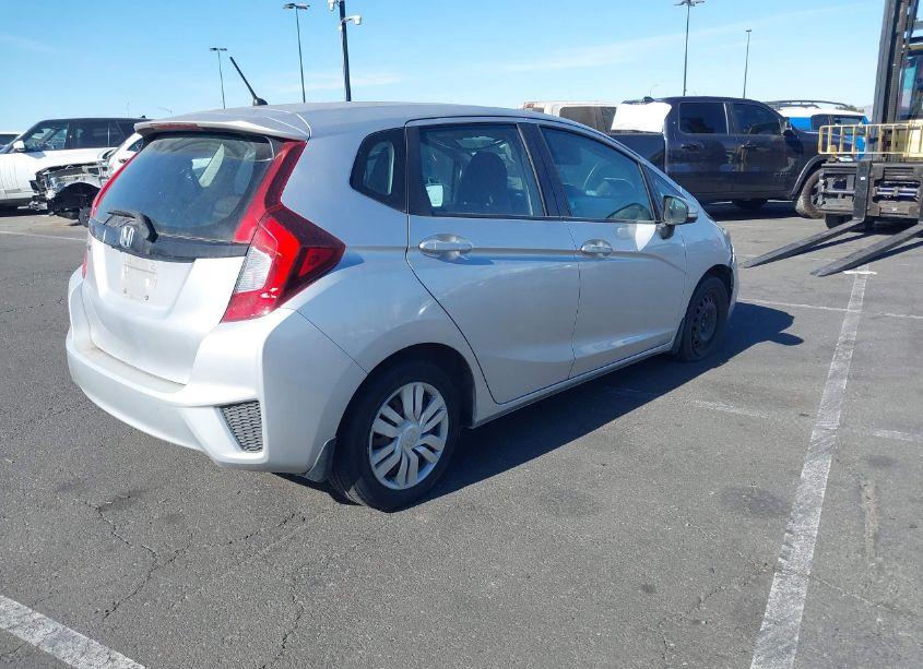 Photo 4 of 2015 Honda Fit LX (VIN 3HGGK5H57FM728993)