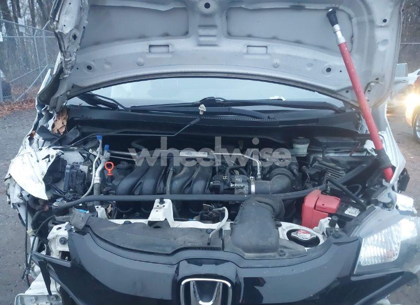 Photo 10 of 2015 Honda Fit LX (VIN 3HGGK5H57FM775926)