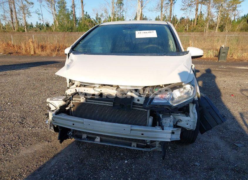 Photo 13 of 2015 Honda Fit LX (VIN 3HGGK5H58FM718862)