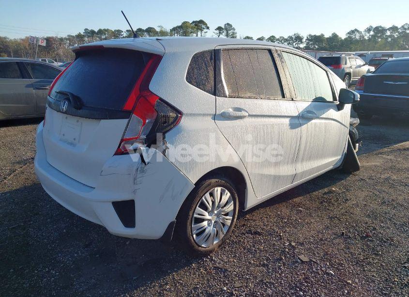 Photo 4 of 2015 Honda Fit LX (VIN 3HGGK5H58FM718862)