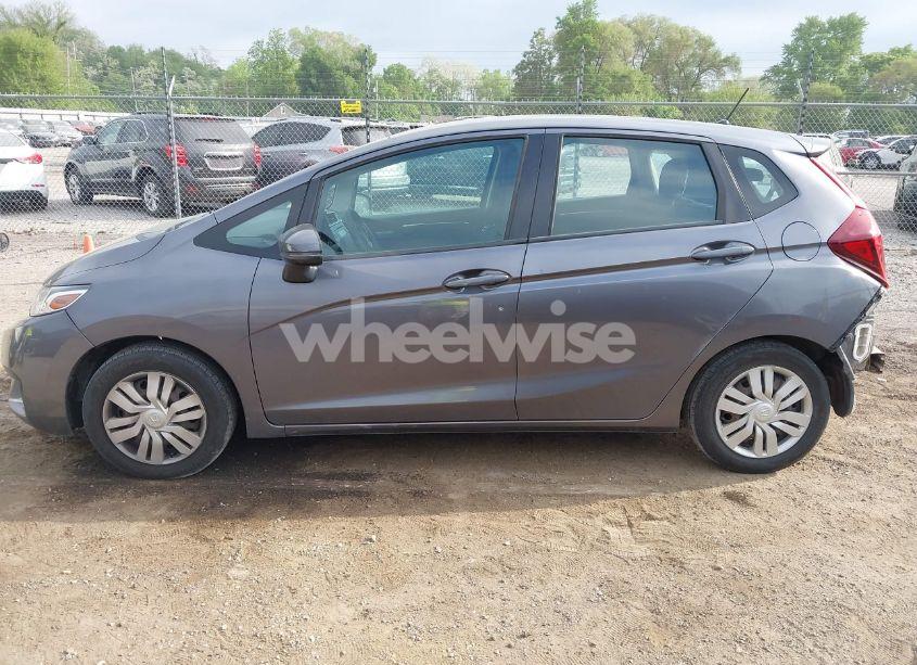 Photo 14 of 2015 Honda Fit LX (VIN 3HGGK5H58FM722880)