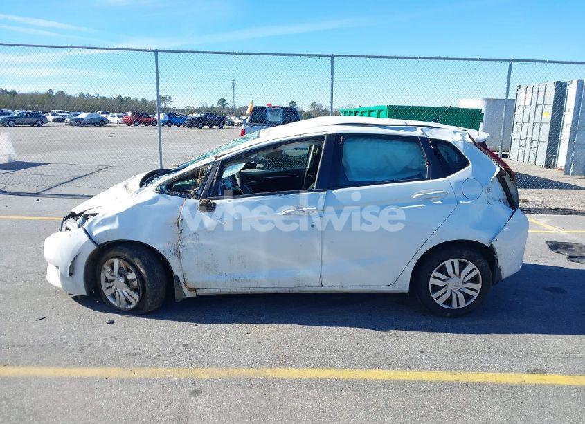 Photo 14 of 2015 Honda Fit LX (VIN 3HGGK5H58FM767656)