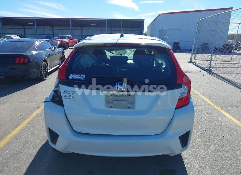 Photo 16 of 2015 Honda Fit LX (VIN 3HGGK5H58FM767656)