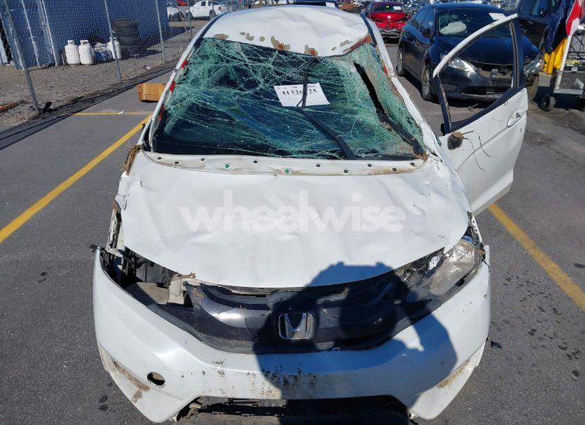 Photo 6 of 2015 Honda Fit LX (VIN 3HGGK5H58FM767656)