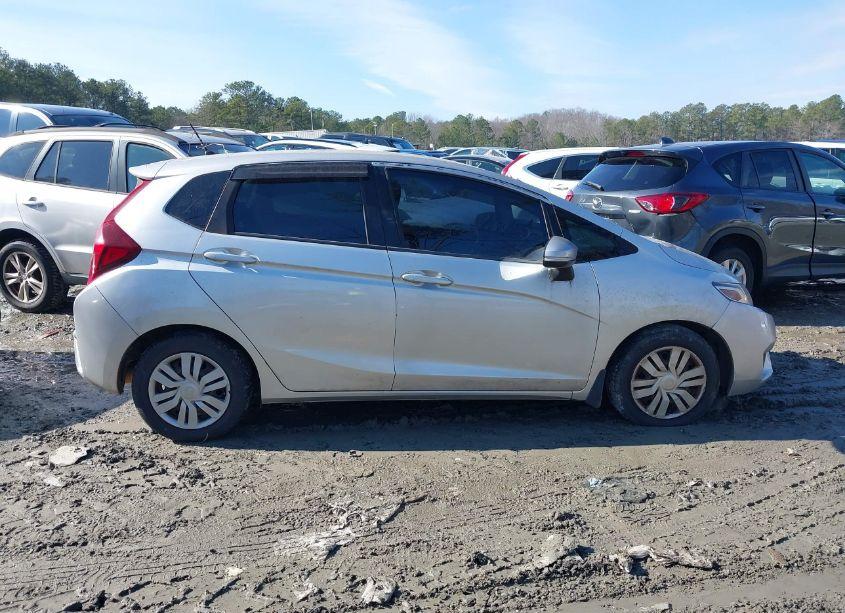 Photo 13 of 2015 Honda Fit LX (VIN 3HGGK5H59FM728672)