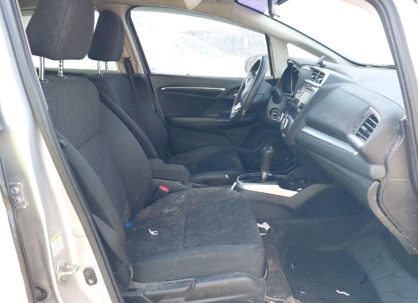 Photo 5 of 2015 Honda Fit LX (VIN 3HGGK5H59FM728672)