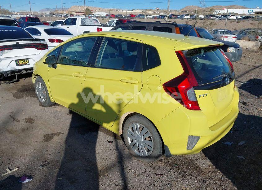 Photo 3 of 2015 Honda Fit LX (VIN 3HGGK5H59FM744659)