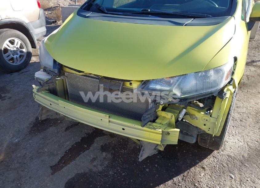 Photo 6 of 2015 Honda Fit LX (VIN 3HGGK5H59FM744659)