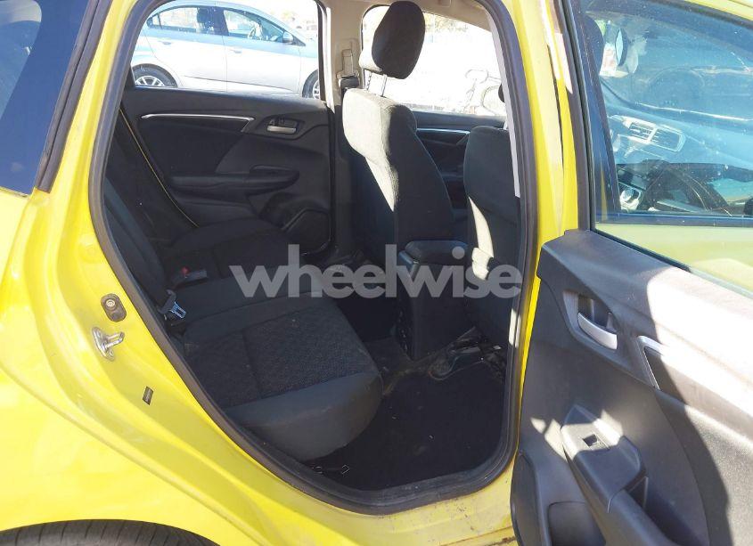 Photo 8 of 2015 Honda Fit LX (VIN 3HGGK5H59FM744659)