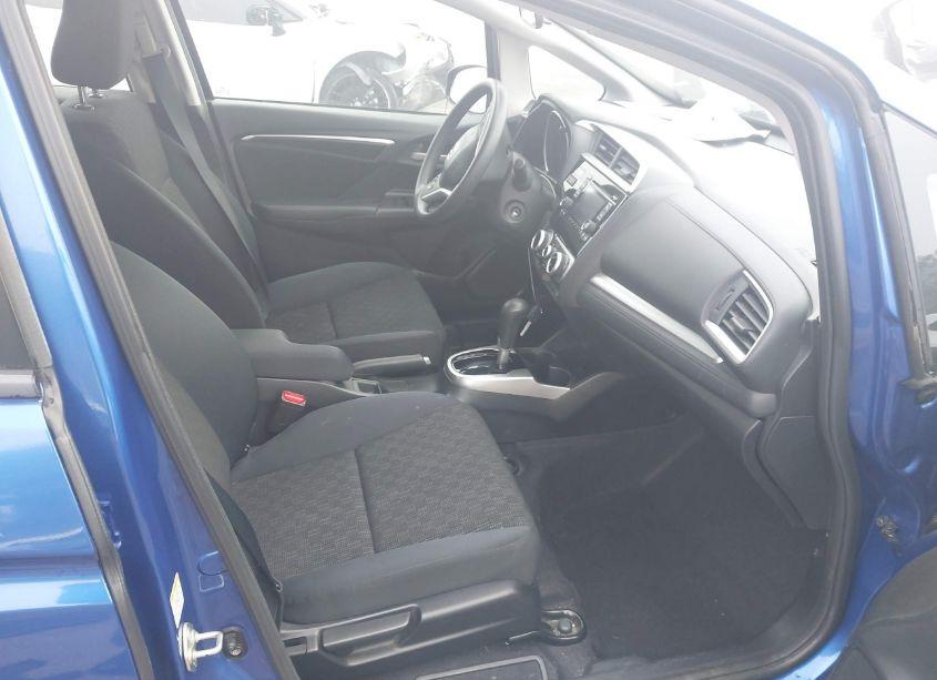 Photo 5 of 2015 Honda Fit LX (VIN 3HGGK5H59FM748520)